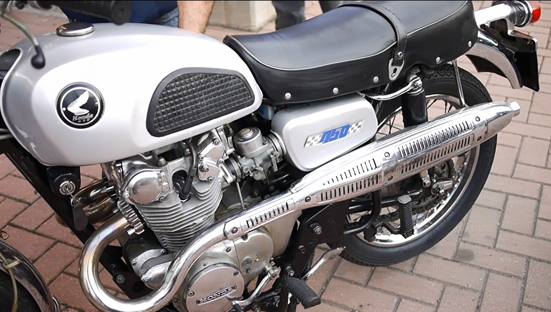 Honda_CB450D_03
